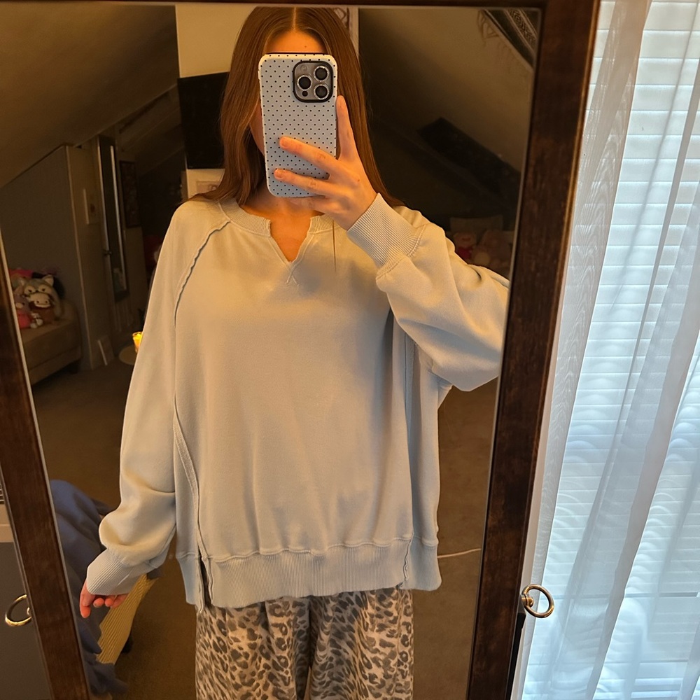 American Eagle sweatshirt!